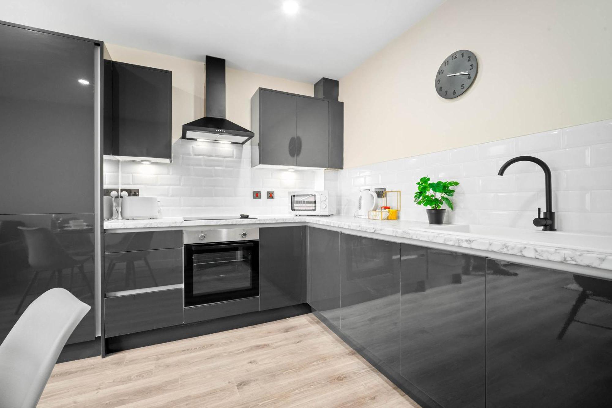 New Luxury Two Bedroom Apartment - City Centre - Netflix - Wifi - Top Rated - Jq 8Ah برمنغهام المظهر الخارجي الصورة